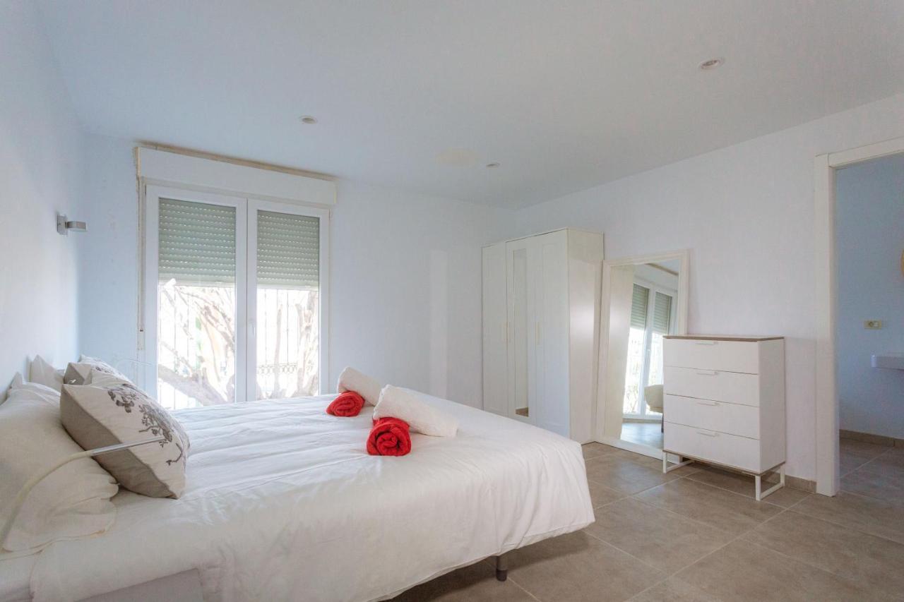 סן מיגל דה אבונה Alamos Park-Stunning Villa In Huge Private Grounds מראה חיצוני תמונה