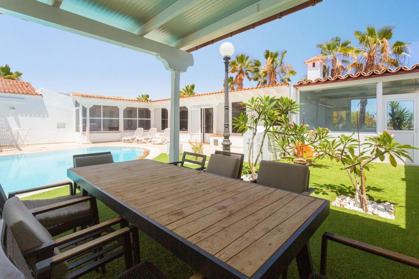 סן מיגל דה אבונה Alamos Park-Stunning Villa In Huge Private Grounds מראה חיצוני תמונה